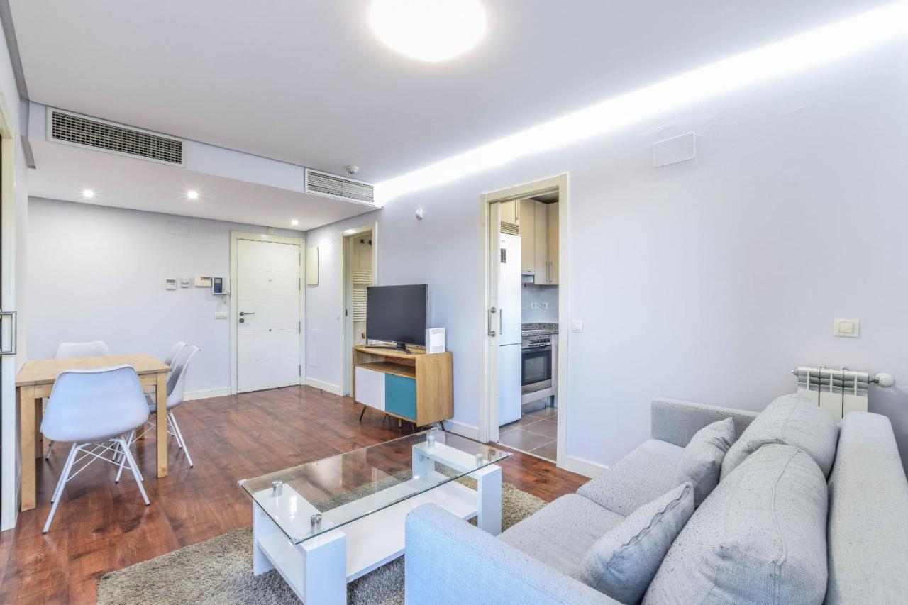 Apartament Con Garaje En Ensanche De Vallecas Alquiler Temporal Madryt