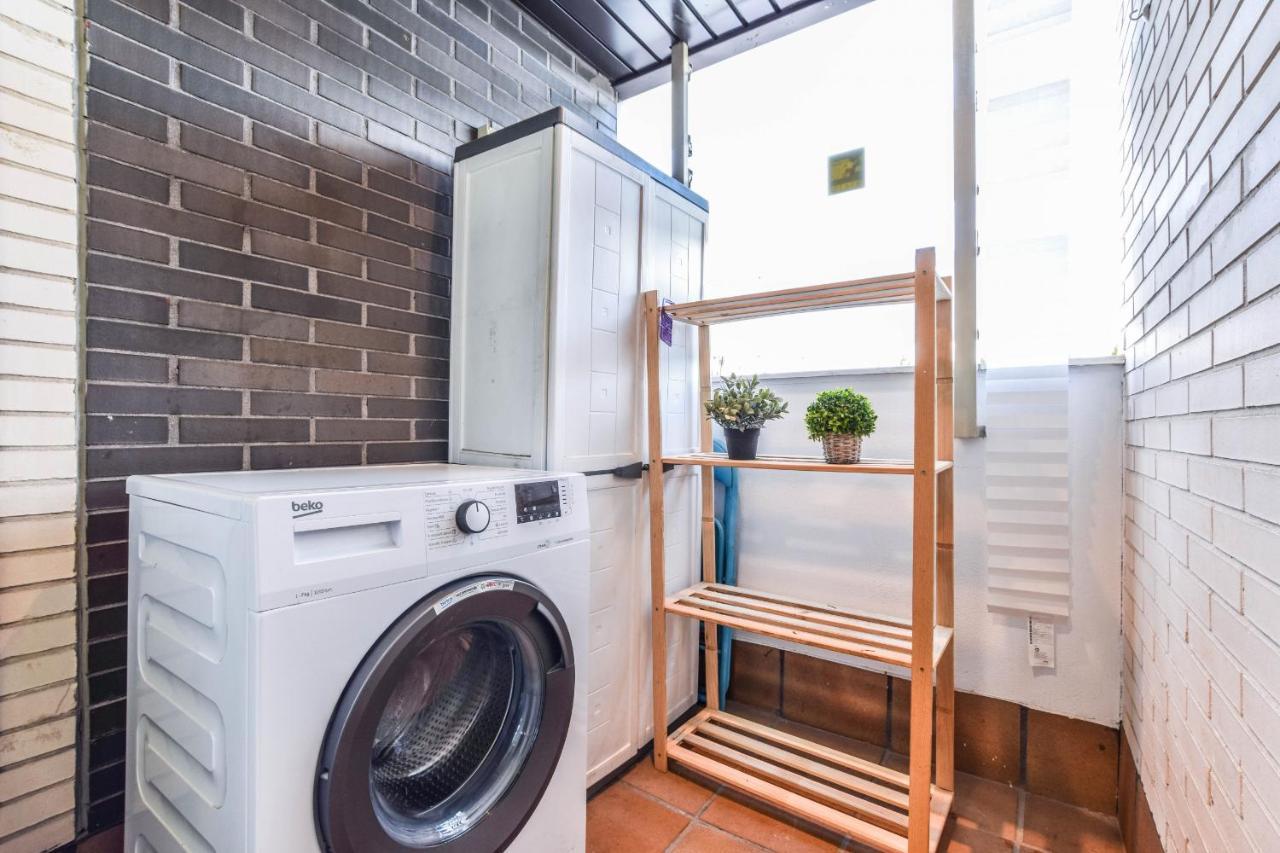 Con Garaje En Ensanche De Vallecas Alquiler Temporal Apartament Madryt