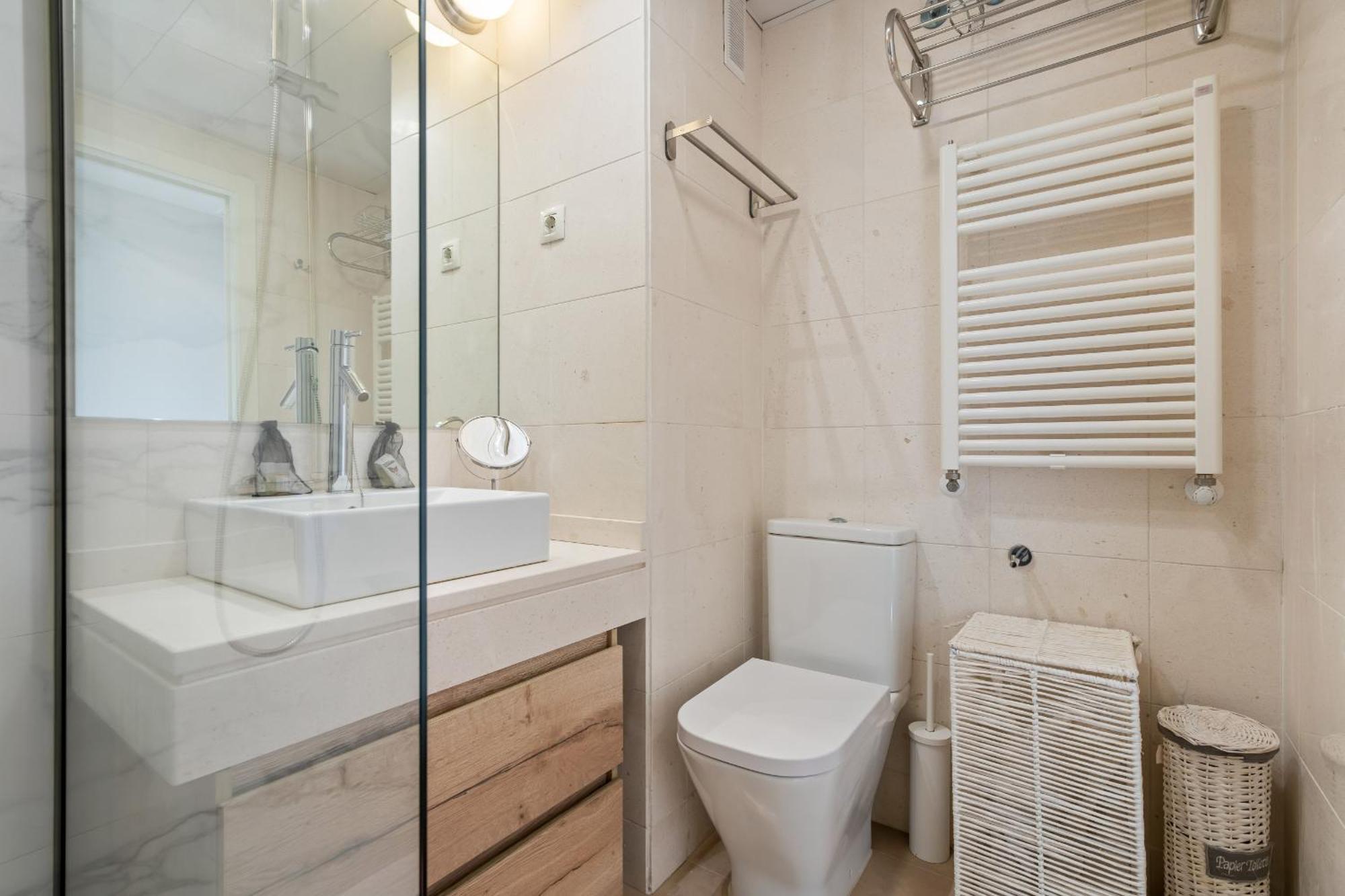 Apartment Con Garaje En Ensanche De Vallecas Alquiler Temporal