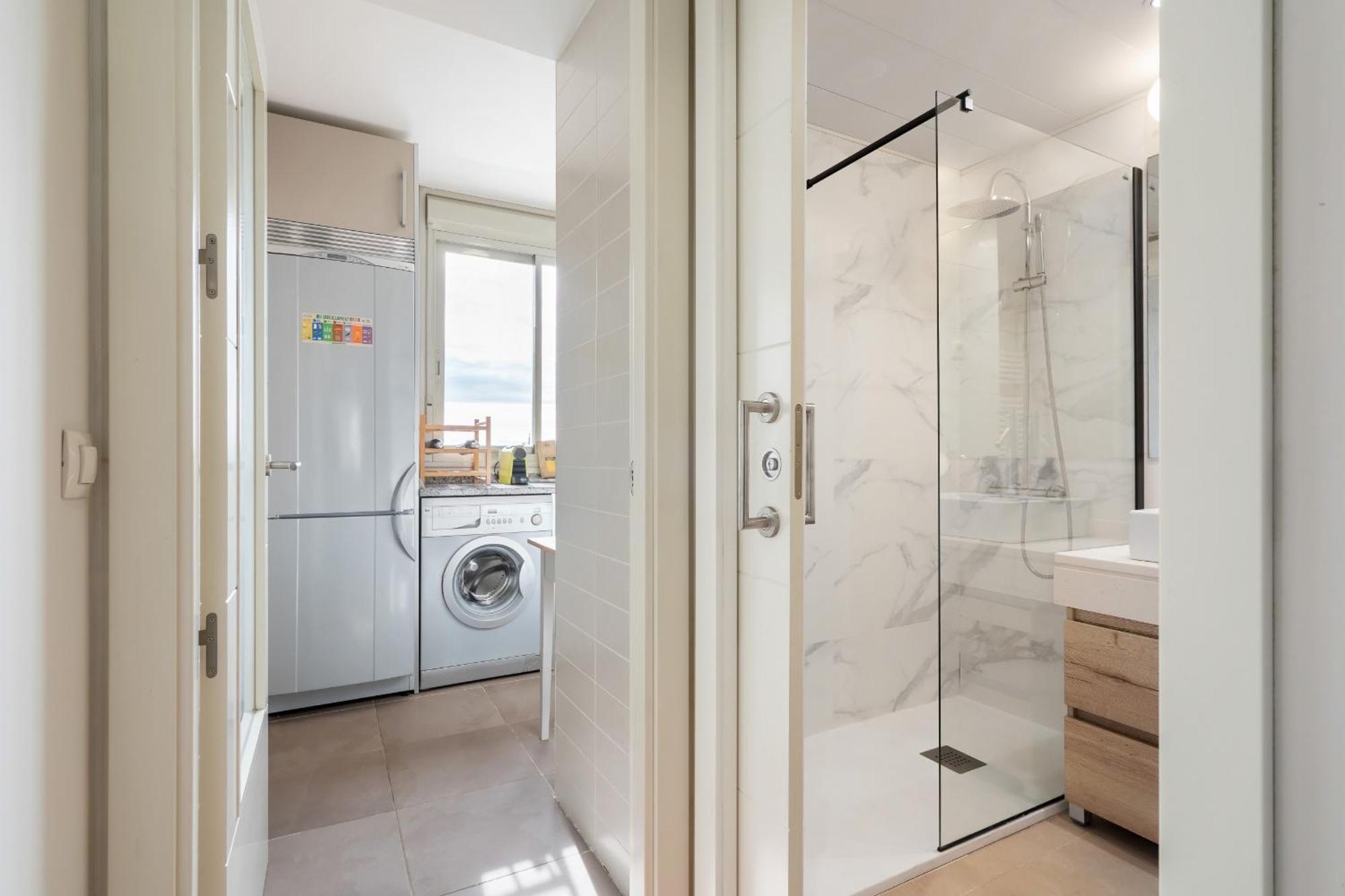 Apartament Con Garaje En Ensanche De Vallecas Alquiler Temporal *